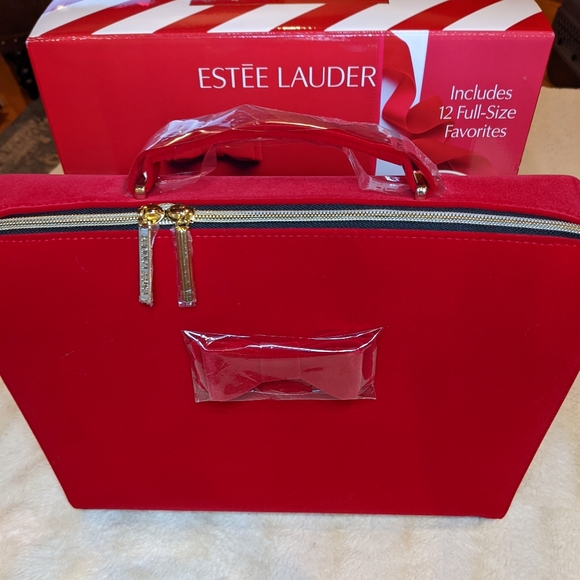 Estee Lauder Travel Case - Picture 3 of 4